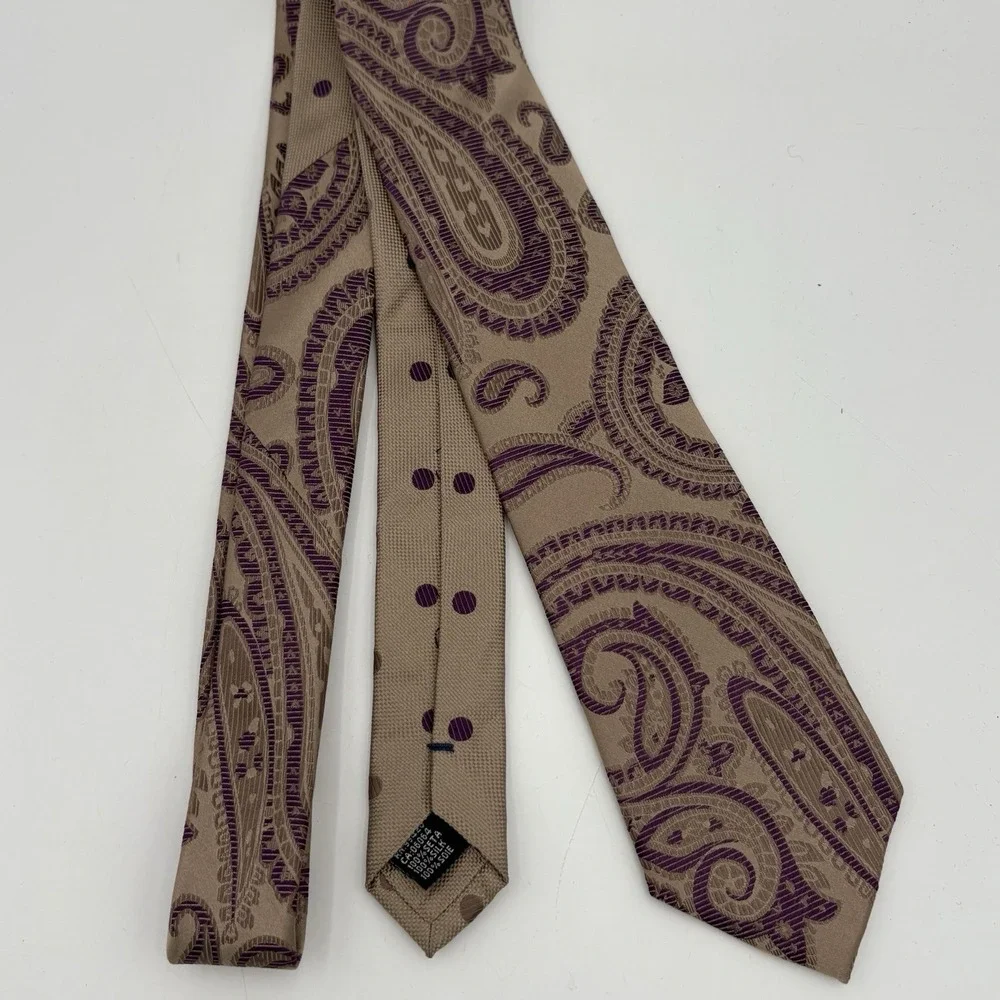 Bugatchi Made‎ in Italy 100% Silk Tie Tan Purple Paisley Necktie 62x3 Excellent